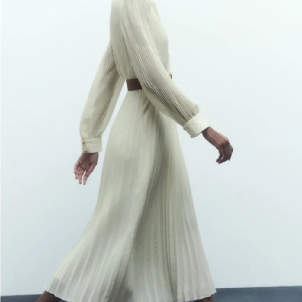 Zara Cream Long Sleeve Pleated Dress - Picture 2 of 8